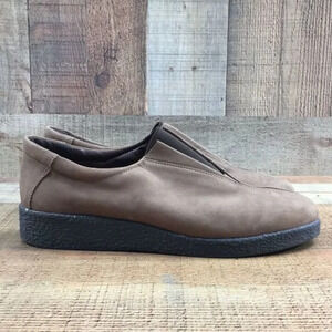 Azaleia Tan Flat Slip On Suede Loafers Womens 9‎ Casual Slip-on Shoes